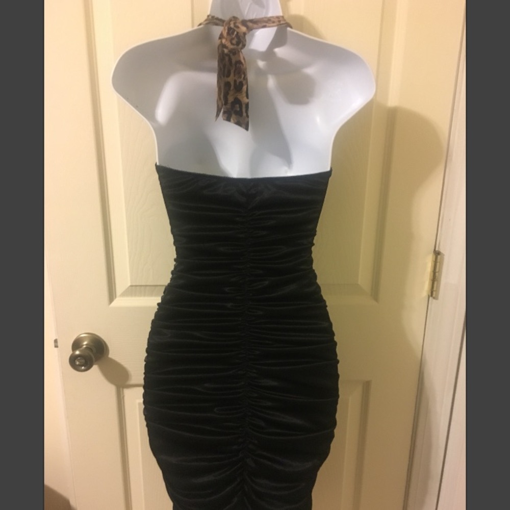 Dress - Picture 2 of 4